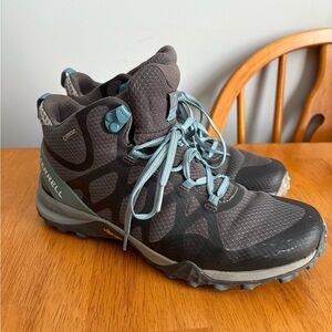 Merrell Women's Siren 3 Gortex Gray Hiking Shoes